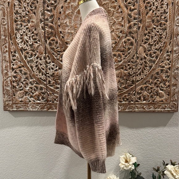 Frye and Co. Pink & Brown Ombre, Wool Blend, Cozy Knit Fringe Sweater Cardigan - Picture 7 of 14